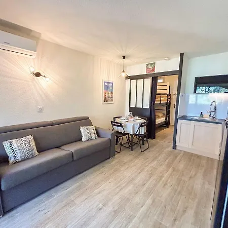 Dans Avec Piscine A Daire